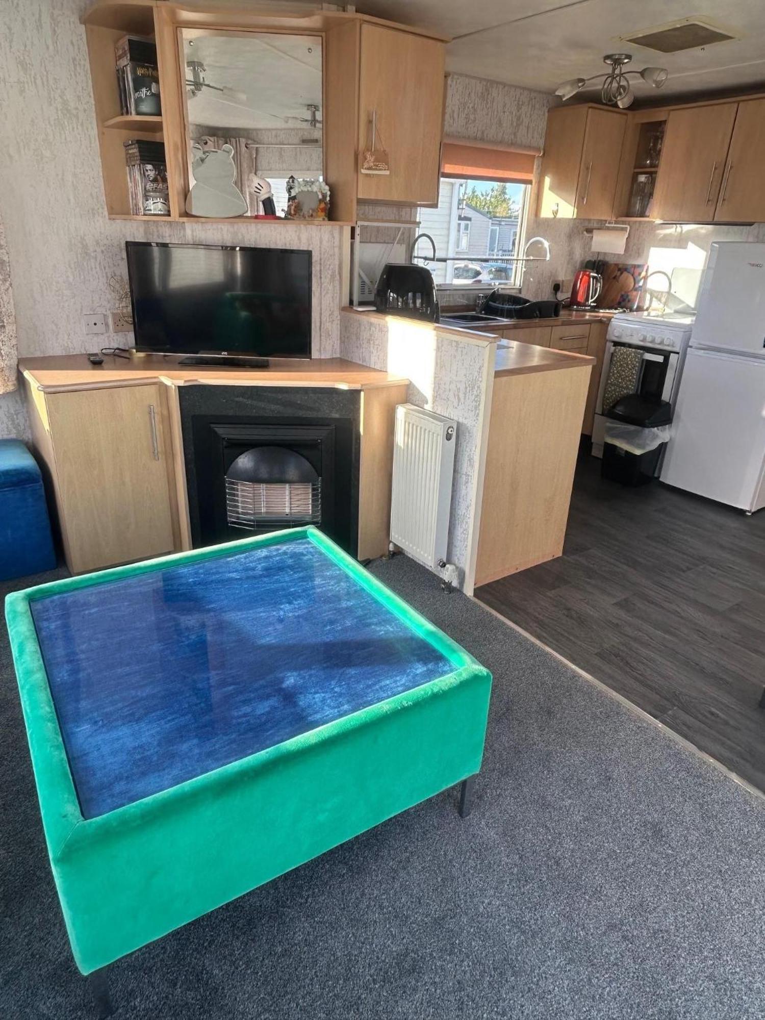 6 Berth Caravan For Hire By The Beach In Heacham, Norfolk Ref 21038C Luaran gambar