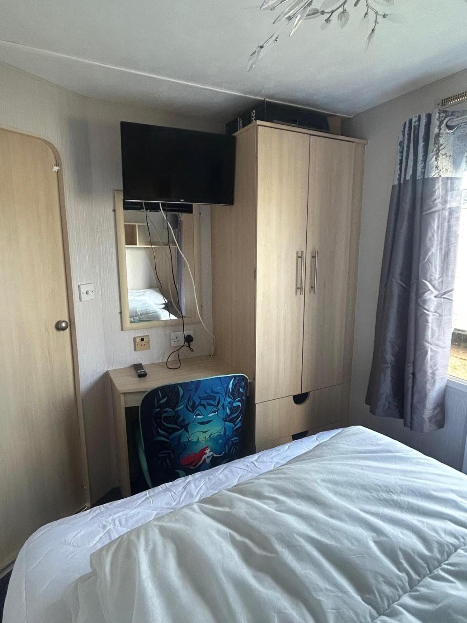 6 Berth Caravan For Hire By The Beach In Heacham, Norfolk Ref 21038C Luaran gambar